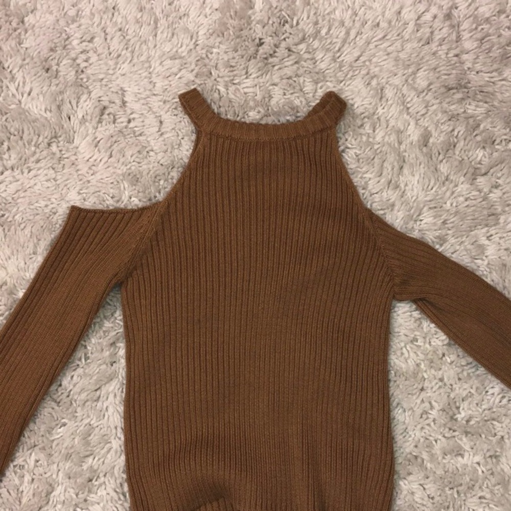 Cut out Sweater